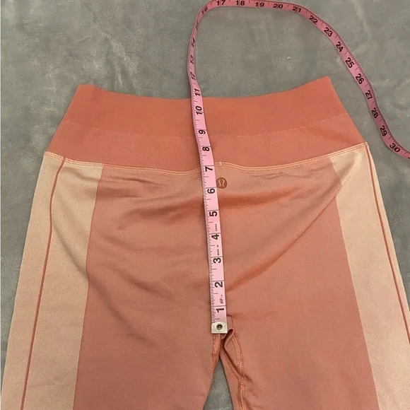 Lululemon Ebb to Train Tight Abstract Pink 21368 - Picture 11 of 13